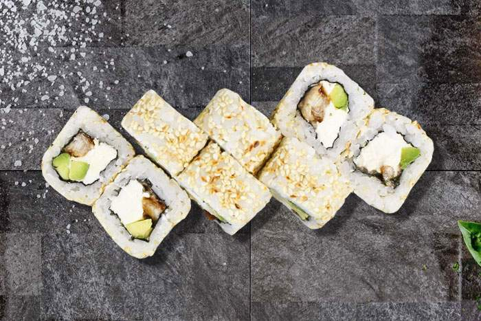 Филадельфия в кунжуте с угрем